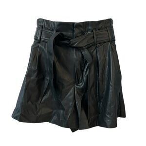 NWT ZARA Black Faux Leather Paperbag Waist Shorts High Rise Belted Size M